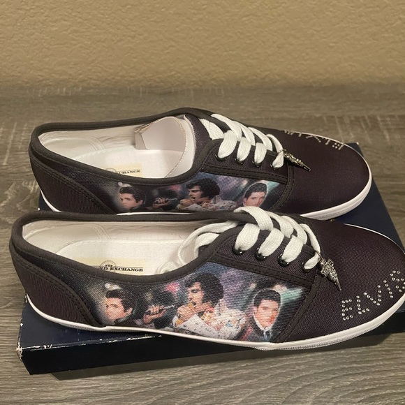 Elvis Presley, Bradford Exchange Women’s Canvas Shoes w/ Lace, Size 8 NEW w Box - Picture 8 of 9
